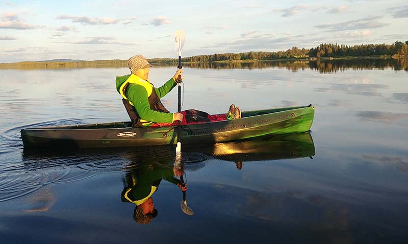 canoe lac Laponie